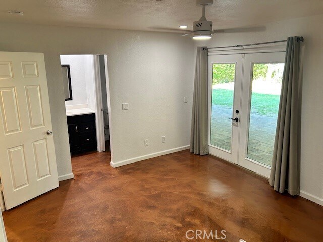 Building Photo - 30326 Avenida Del Yermo