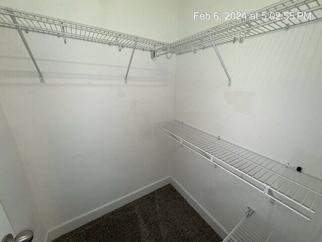 Building Photo - 118 Blackhawk Lane