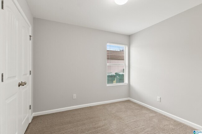 Building Photo - 16411 Waterbury Ln