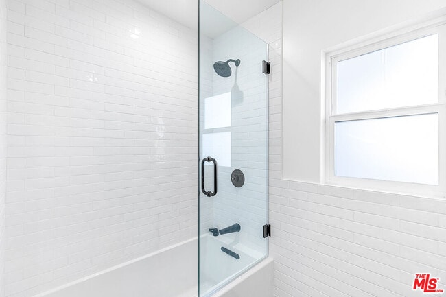 Building Photo - 3062 Field Ave