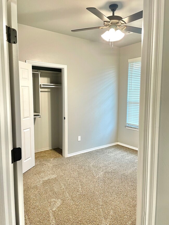 Building Photo - 1839 Cypress Ln