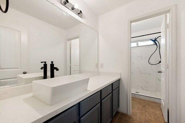 Building Photo - 30802 Lavender Trace Dr