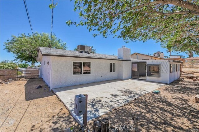 Building Photo - 6742 Conejo Ave