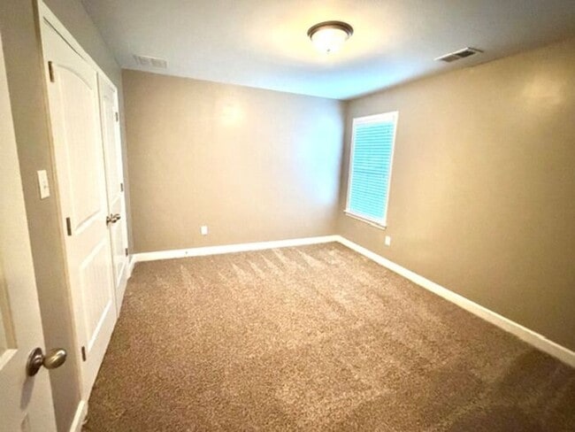 Building Photo - Now Leasing a 4 Bedroom 2 Bath Home in Olive Branch