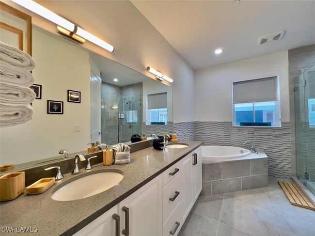 Building Photo - 5865 Shell Cove Drive