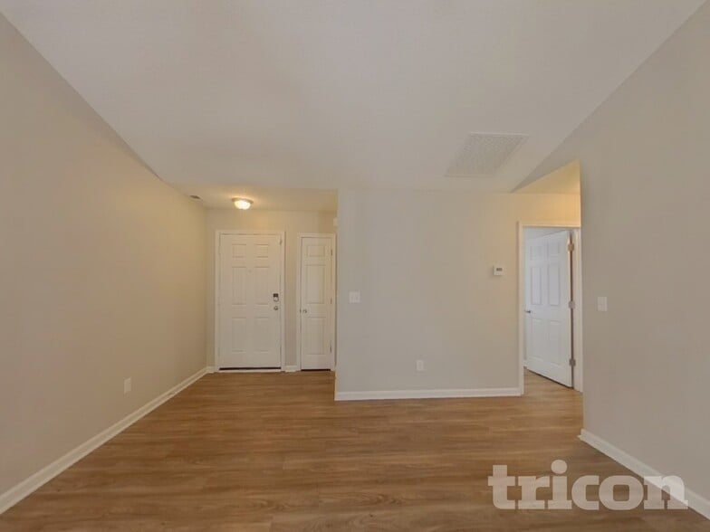 Building Photo - 7112 Rumple Rd