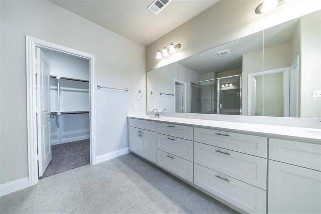 Building Photo - 3020 Galveston St