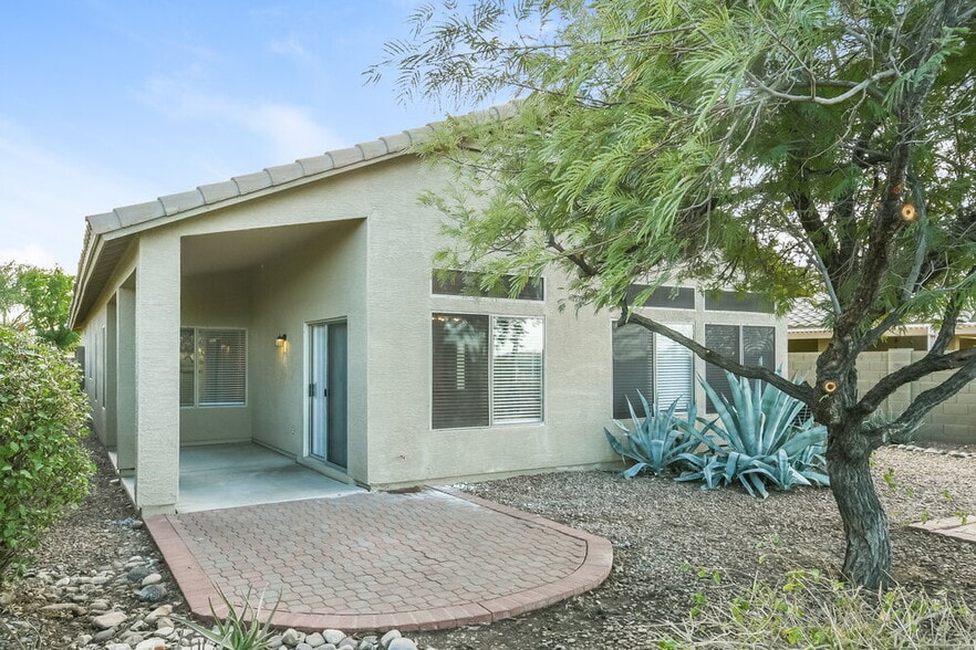 Building Photo - 40508 N Territory Trail