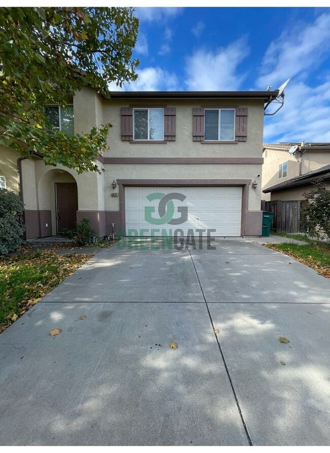 Building Photo - Two story 4 bedroom, 2.5 bath home in Stockton! AVAILABLE NOW!!