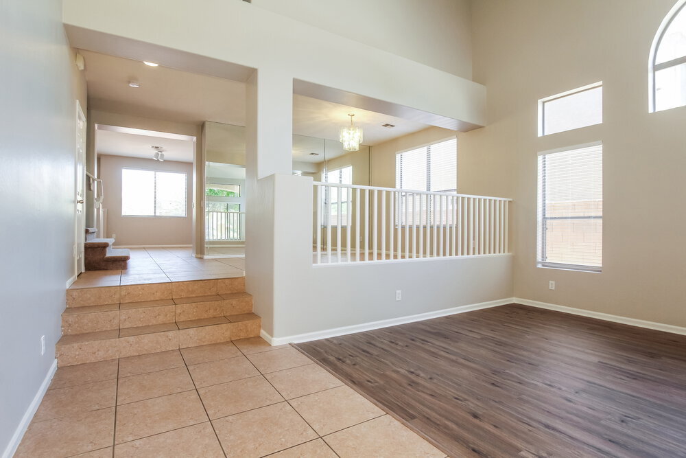 Building Photo - 6904 W Jackrabbit Ln