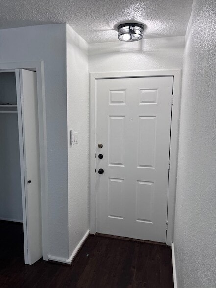 Building Photo - 4507 Carter Creek Pkwy