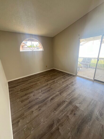 Building Photo - 14864 Spinnaker Ln