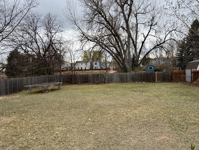 Building Photo - Vaulted Ceilings, Mountain Views & 3-Car Garage – Prime Fort Collins Rental