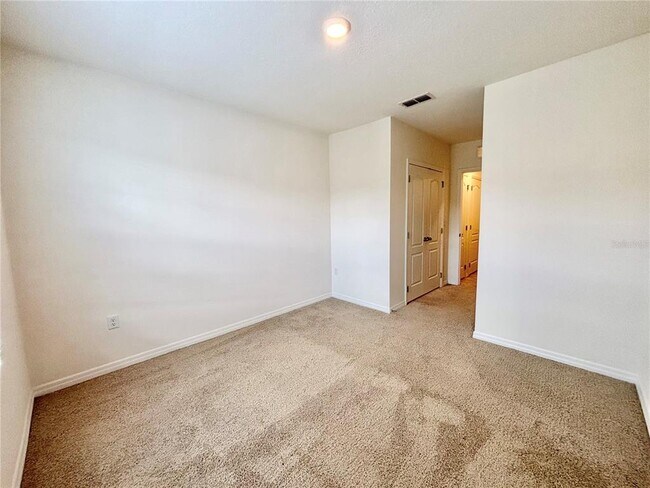 Building Photo - 1232 Yellow Finch Dr