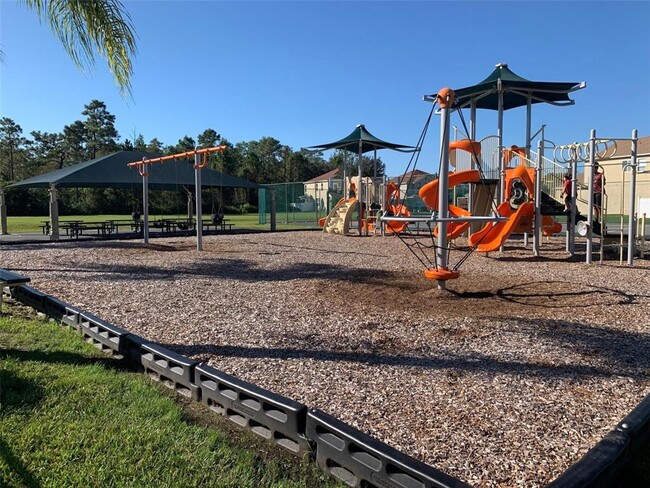 Building Photo - 15061 Perdido Dr