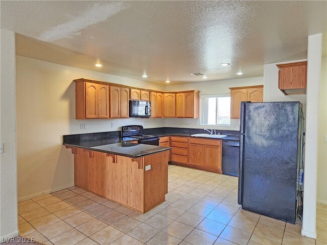 Building Photo - 1971 Teepee Rd