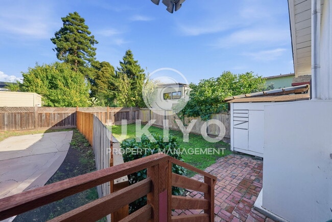 Building Photo - 2955 California St