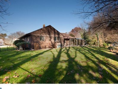 Building Photo - 410 Narragansett Dr