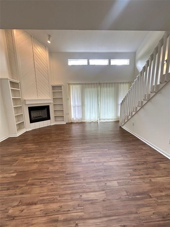 Building Photo - 12755 Mill Ridge Dr