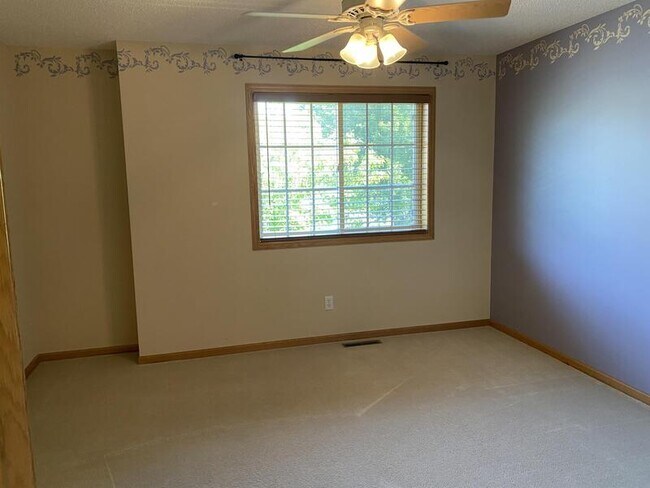 Building Photo - 17966 Vance Cir NW