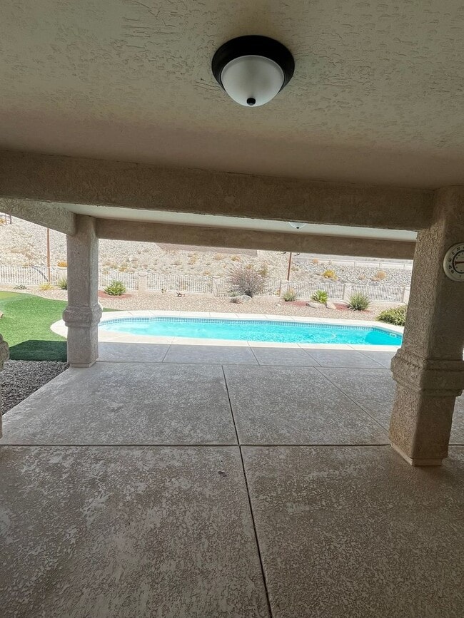 Building Photo - Pool Home with 4 Car Boat Deep Garage