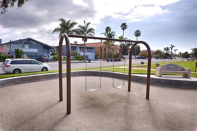 Building Photo - 3932 S Finisterre Dr