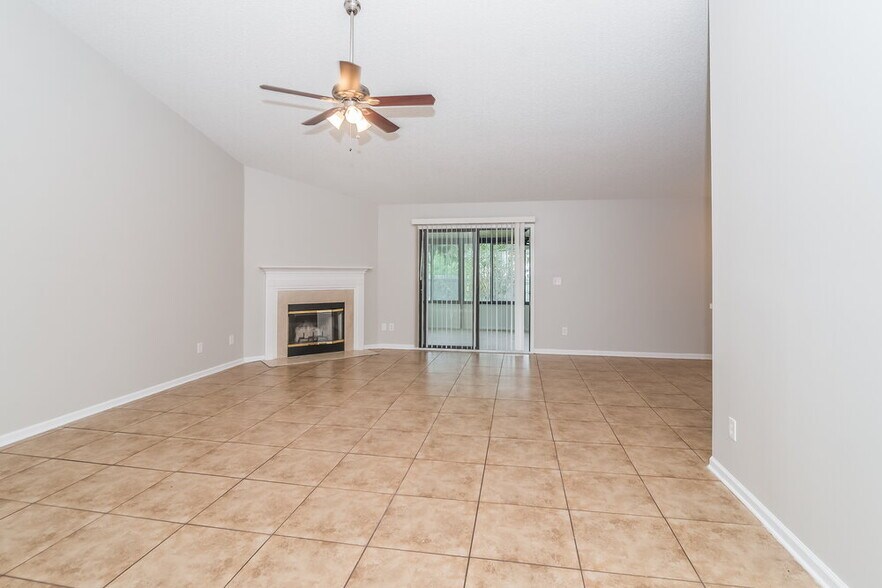 Building Photo - 14031 Ridgewick Dr