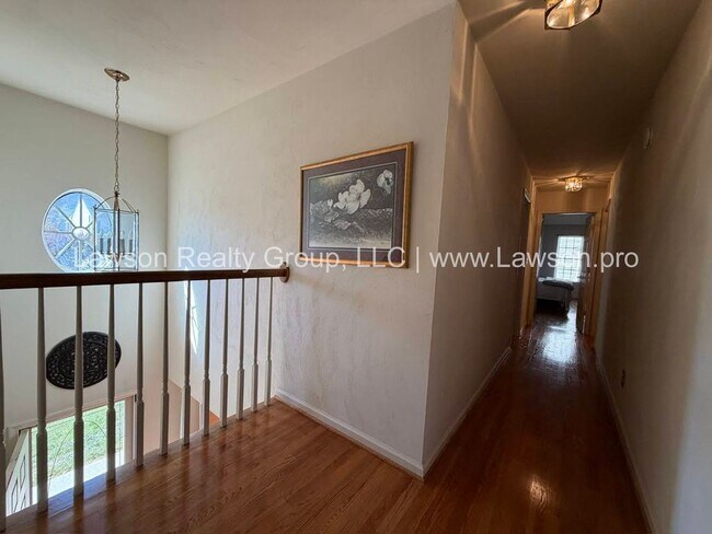 Building Photo - Gorgeous Classic Cave Spring Colonial in S...