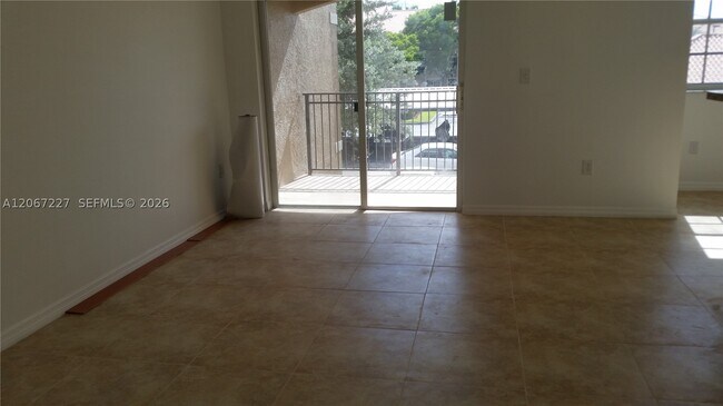 Building Photo - 131 SW 117th Ave