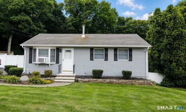 Building Photo - 90 Nantucket Dr