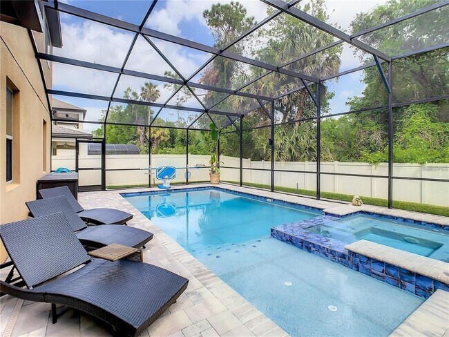 Building Photo - 600 Stone Oak Dr