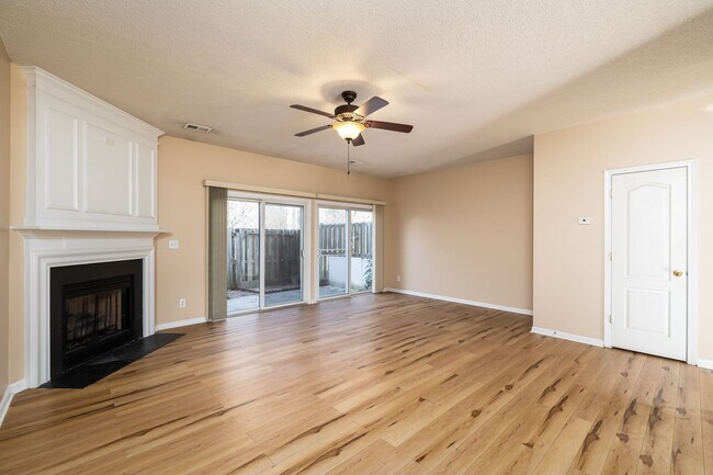 Building Photo - 3959 Katherine Way
