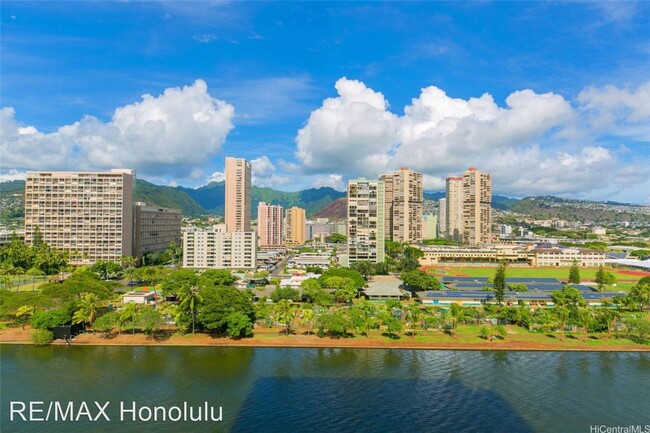 Building Photo - 2 br, 1 bath House - 2121 Ala Wai Blvd. #1503