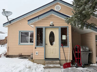 Building Photo - 144 Spruce St
