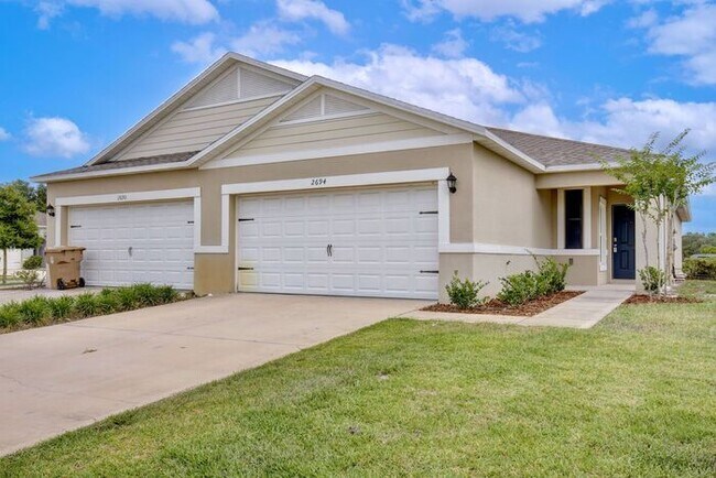 Building Photo - Move-In Ready 2BR/2BA Villa with Den + 2-Car Garage | Lake Nona Adjacent | Suncrest at St. Cloud