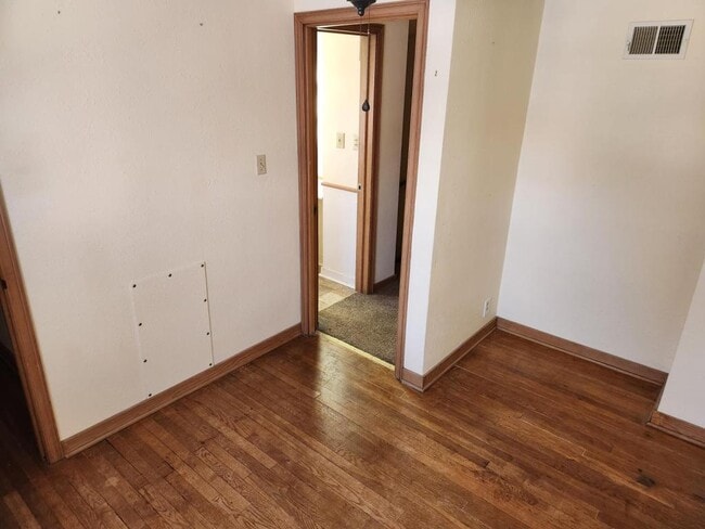 Building Photo - 1240 N 9th St