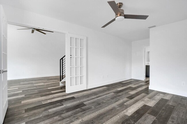 Building Photo - 4143 Palm Bay Cir