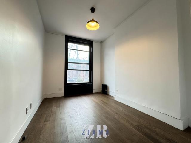 Building Photo - 2 bedroom in Brooklyn NY 11231