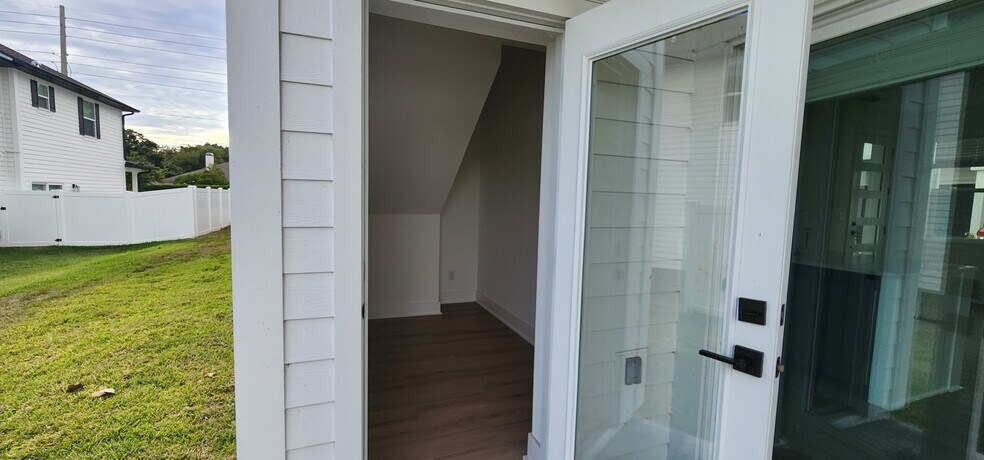 Additional Locked Storage - 2027 Peel Ave