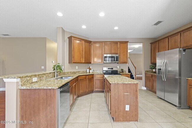 Building Photo - 3370 Turkey Creek Dr