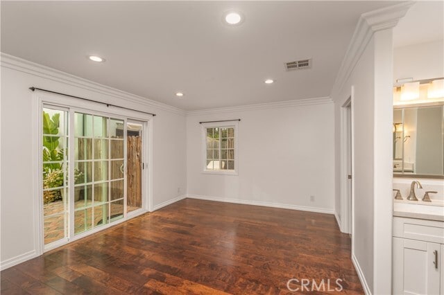 Building Photo - 22020 Buenaventura St