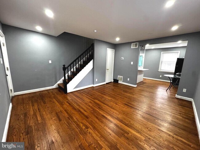 Building Photo - 3943 Pennsylvania Ave. SE