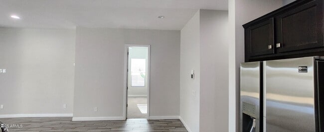 Building Photo - 6621 E Villa Rita Dr