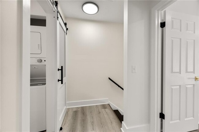 Building Photo - 3298 Abbeywood Dr