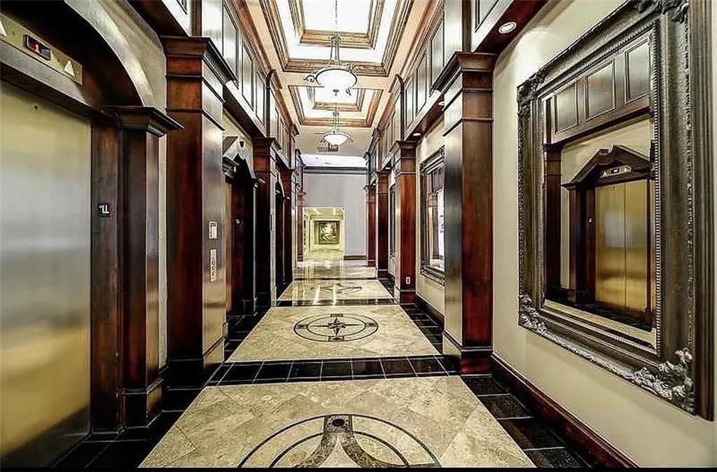 Building Photo - 3334 Peachtree Rd NE