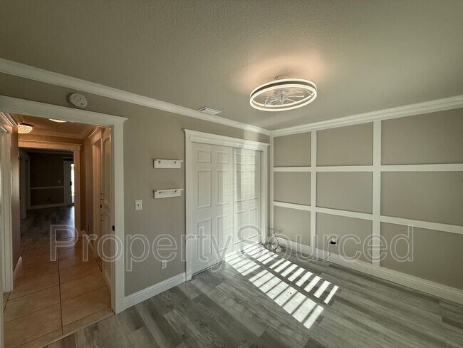 Building Photo - 1351 Aksland Dr