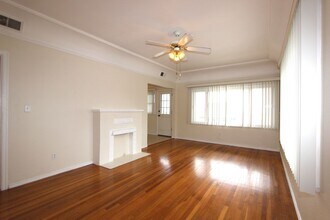 Building Photo - Gorgeous 2 bedroom 1 bathroom downstairs apartment available May 1, 2026 with a MOVE IN SPECIAL