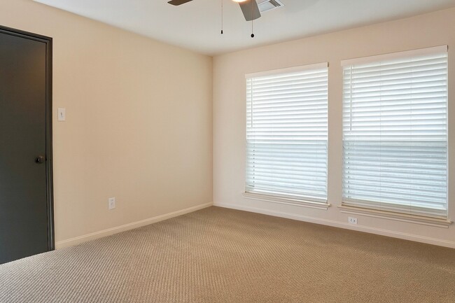 Building Photo - 3026 Teague Rd