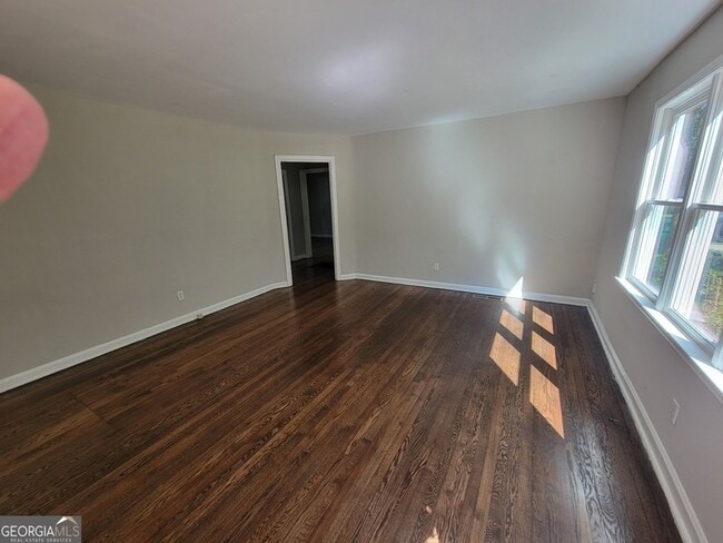 Building Photo - 1040 Shepherds Ln NE