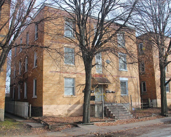 Primary Photo - 5821 E Liberty Blvd